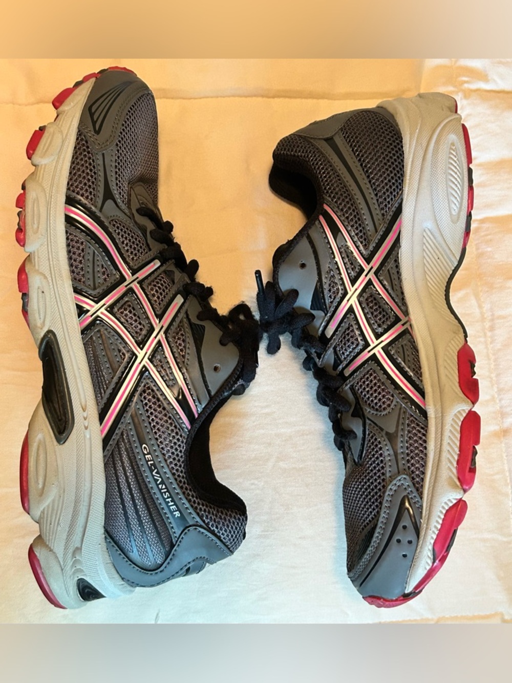 ASICS women’s Gray and Pink Athletic Running Shoes - Picture 4 of 7